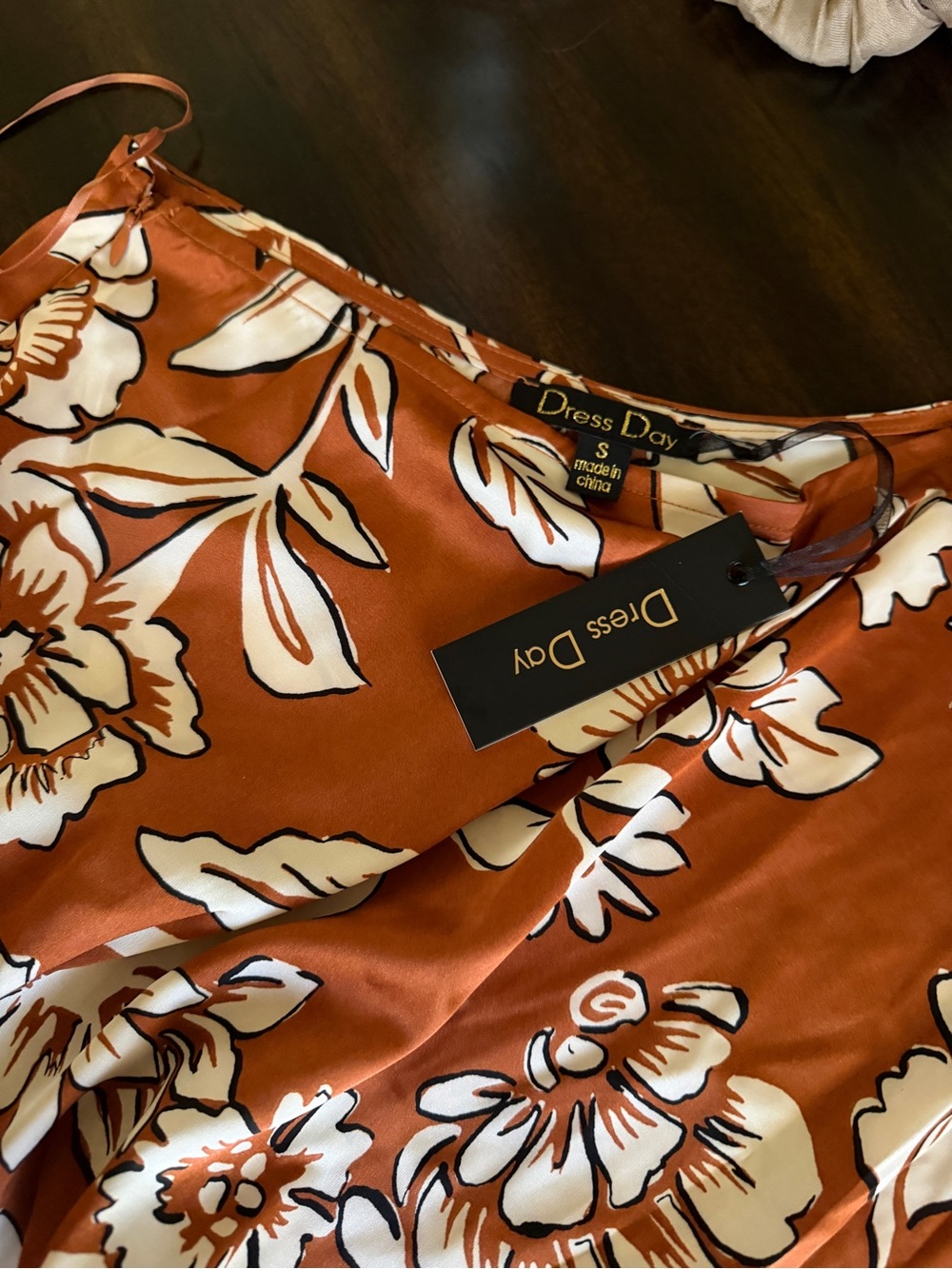 Rust Floral Maxi Dress with Side Slit and Relaxed Fit - Picture 9 of 13